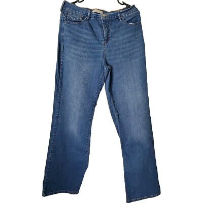 Levi's Perfectly Slimming Boot Cut 512 Jeans (Medium Wash, Size 14M)