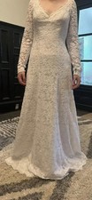 Size 4 David’s Bridal Wedding Dress