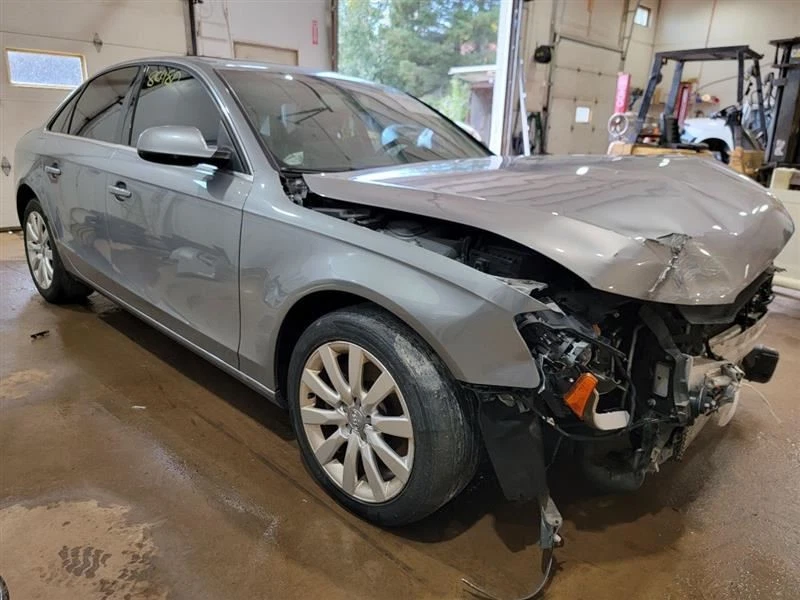 Puerta de llenado de combustible A4 AUDI 2010 558033 Foto 2 de 4