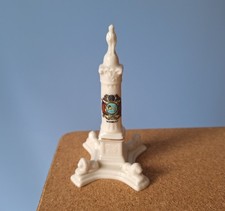 Arcadian Crested China Nelson's column London - Wembley crest
