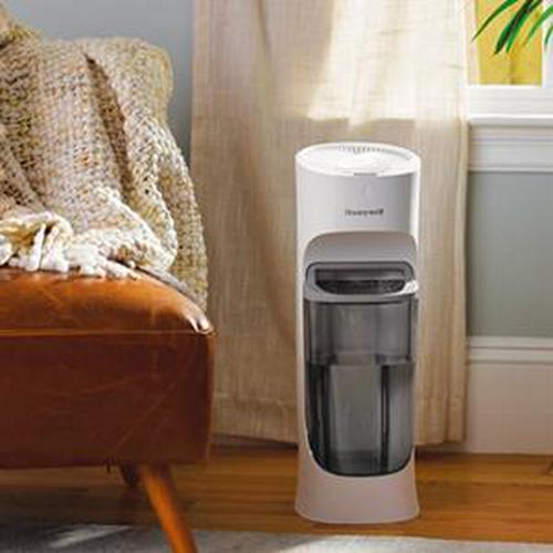 Honeywell HEV615 Cool Moisture Humidifier With Humidistat, White, HEV615W