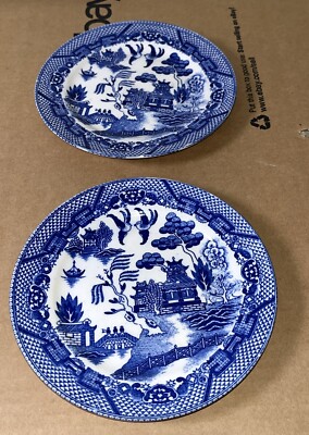 G350~ Johnson Brothers England Willow Blue Bread and Butter