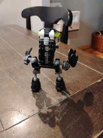LEGO BIONICLE: Nuhvok 8561 Complete No Cannister,No Book #4 D5