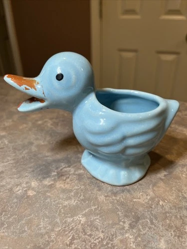 VTG McCoy?Pottery Powder Blue Duck Ceramic Planter Figurine 5" Wide x 3.75" Tall