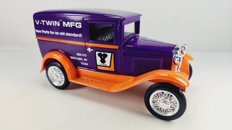 Banco de monedas Ted Cycle fundido a presión #8225 edición limitada. Modelo A escala 1/25 con llave 6" Vint Foto 3 de 4