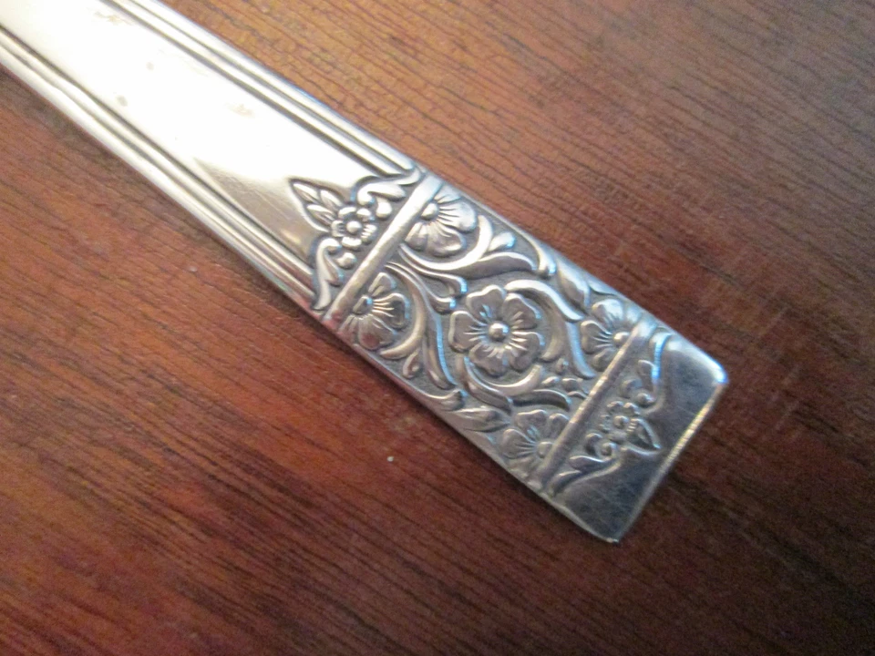 ¡TENEDOR DE CARNE! Placa de plata vintage PLATA NACIONAL: patrón de inauguración: ¡ENCANTADOR! Foto 3 de 4