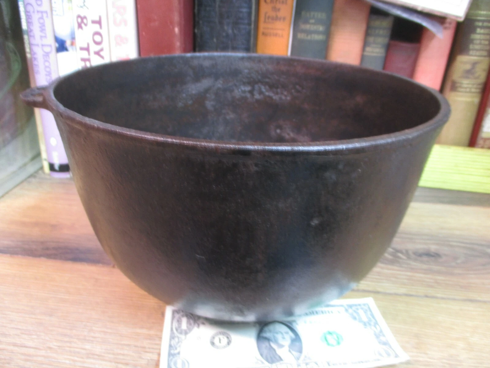 “WAGNER” Sidney O. No 3 Cast Iron Bean Pot Kettle antique cast iron Yankee bowl