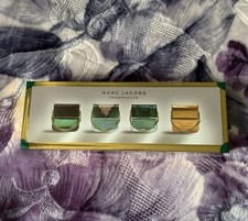 Marc Jacobs Perfume Gift Set 4 x 25ml Mini Travel Size Fragrance Collection