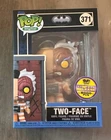 Funko Pop! Vinyl: DC Universe - Two-Face #371 - Limited Edition