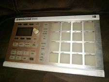 Native Instruments Mashine Mikro MK2 MIDI Controller - White