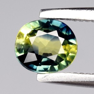 💎 0.43ct VS Oval Natural Tri Color Sapphire Unheated Australia Gemstone
