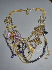 KIRKS FOLLY WITCH SPIDER SKULL BAT  LIZARD GOLD TONE & RHINESTONE NECKLACE 18"