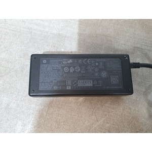 HP PPP009D Netzteil AC Adapter schwarz 18,5 Volt 3,5 A für Pavilion Laptops