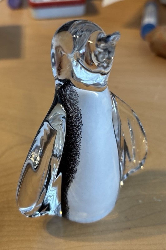 Beautiful 4”  Glass Penguin Figurine