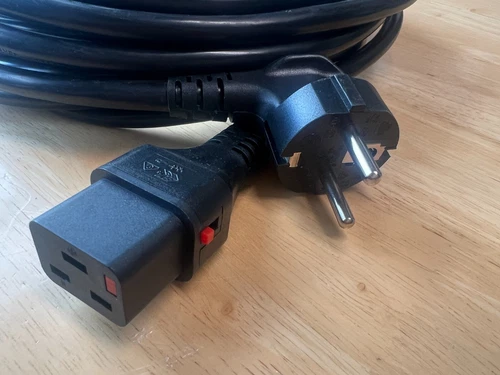 CEE 7/7 Euro Schuko Rt Angle to IEC-60320-C19 Auto Lock, 16FT, 14AWG, 16A @ 250V