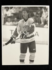 1987-88 RON DUGUAY LOS ANGELES KINGS NHL B&W 8x10 PHOTO VINTAGE ORIGINAL