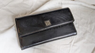 Gianni Bernini Black Leather Wallet - many ID slots and areas for organization