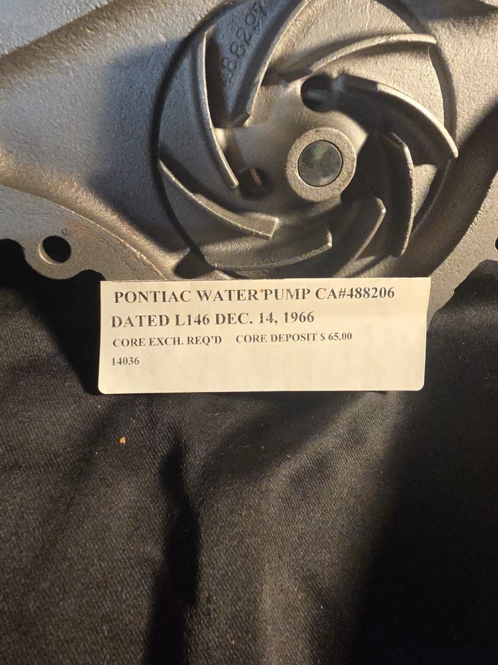 BOMBA DE AGUA PONTIAC AÑOS 60 FECHA L146 NÚMERO DE PIEZA 488206 Foto 4 de 4