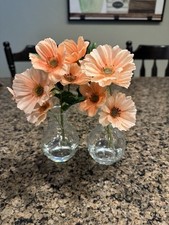 Set Of Two Poppy Vases NWOT H8.5 L2.5