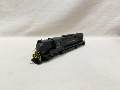 Broadway Limited - HO - PRR - Alco RSD-15 Diesel #8616 Sound/DC/DCC - Train 2432 - Picture 5 of 18