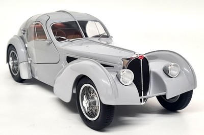1/18 ブガッティ アトランティック タイプ57SC 1937 マットシルバー Solido 1/18 Bugatti Type 57 SC Atlantic 1937 Matt Silver Diecast