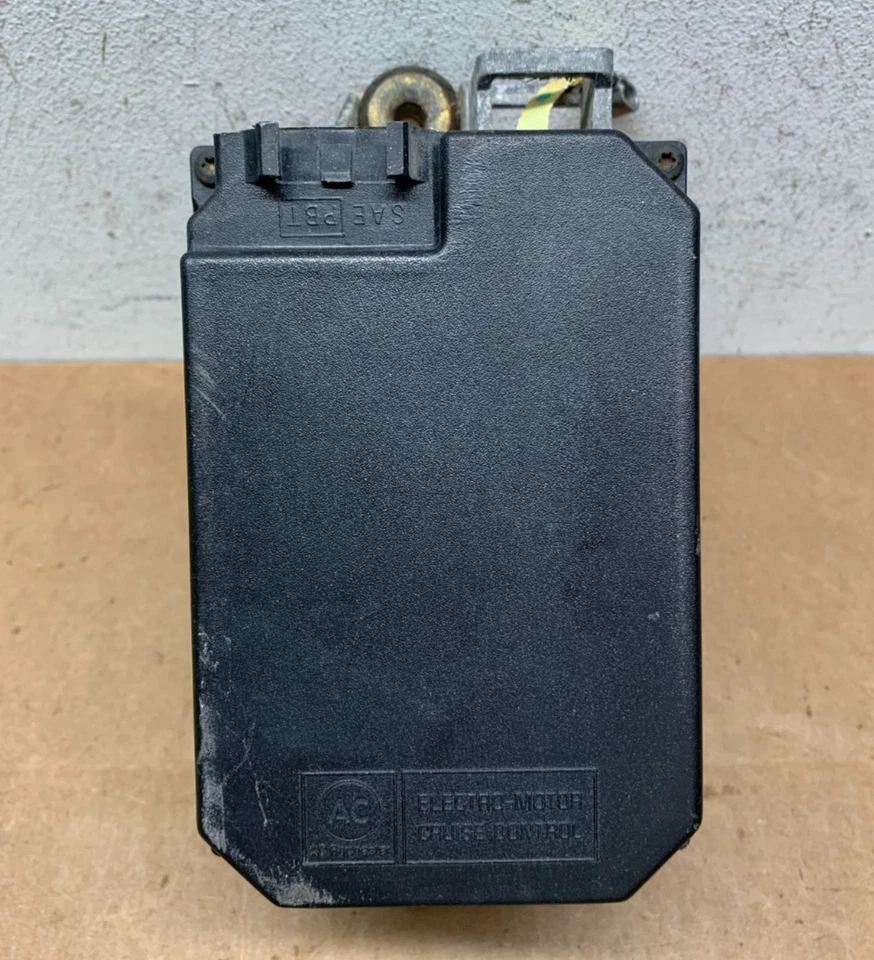 1988-1998 Chevy GMC CK1500 Silverado Truck Cruise Control Module 25169208J - Image 3 of 4