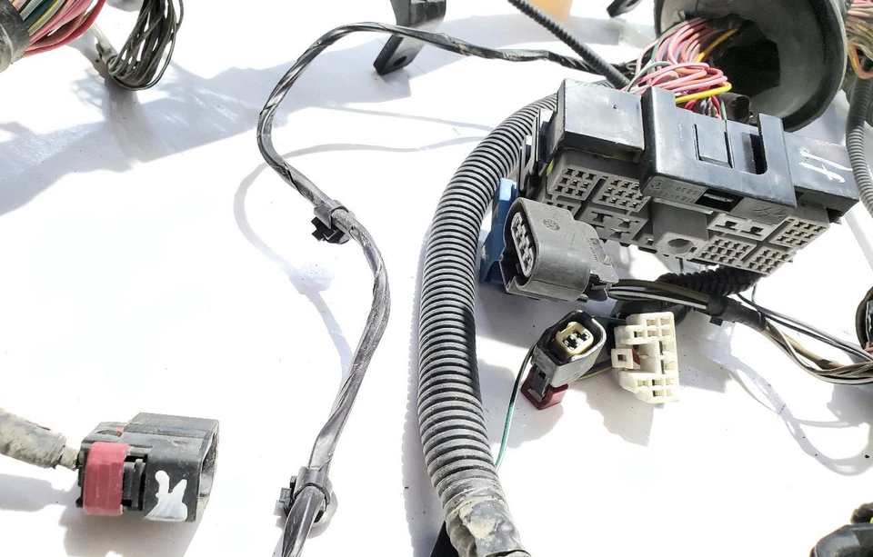 2008 Dodge Ram 2500 OEM Dash Wiring Harness 56055811 6.7 Diesel 2wd - Image 2 of 4