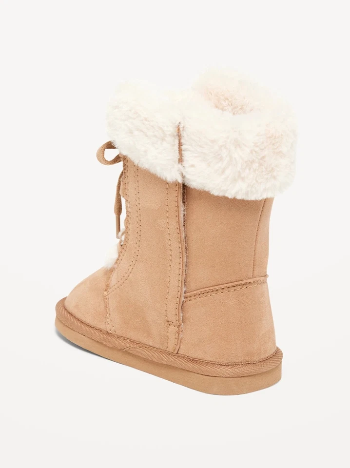 Antiguo Azul Marino Niñas Pequeñas Acogedoras Imitación Gamuza Con Cordones Botas Rosa Talla 6 7 8 9 10 11 $30 Foto 2 de 2