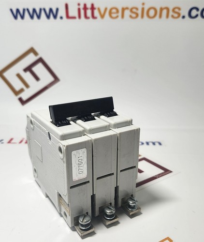 QB QBH 315 Commander 15 AMP Triple 3 pole Sylvania Eaton Circuit Bolt On Breaker - Picture 2 of 5