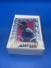 1993 Leaf The Elite Series Paul Molitor baseball card #0695/5000 Jumbo card