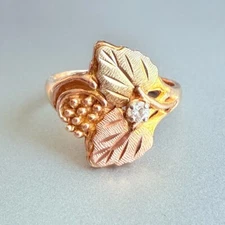 10K Black Hills Tri Color Gold Genuine Diamond VS-G Botanical Leave Ring Vintage