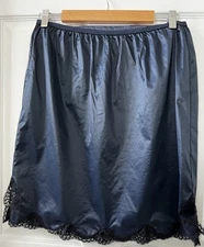 Vintage Wonder Maid Non Cling Black Half Slip Sz Large Nylon Lace Slit Lingerie