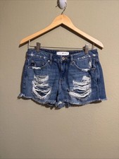 Kancan Estilo Denim Raw Hem Distressed Jean Shorts Size 3 3/25 Medium Wash