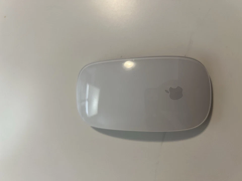Apple Magic Keyboard & Magic Mouse 2  Wireless COMBO - Silver - Image 3 of 4
