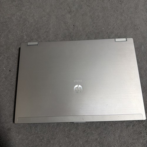 HP EliteBook 8440p Notebook 14 Zoll Intel Core i7 320GB HDD win 10 Kein Netzteil