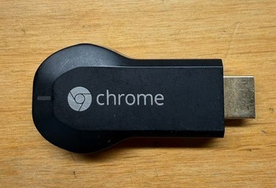Google Chromecast 1st Generation HDMI Streaming Media Player Black Device Only