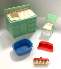 VTG Dolls House Kitchen Sink Unit,Bowl,Plates,Chair,Dustpan,Brush Head, 1950/60s