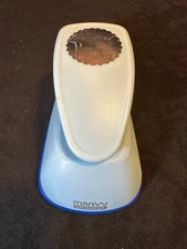 Marvy Uchida 1 1/2 inch Scalloped Round Paper Punch Model 5478