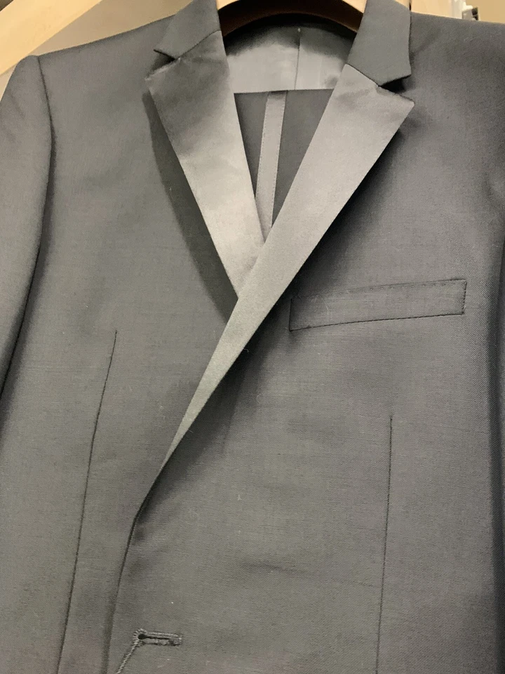 New 42S Men's Black Tuxedo 100% Wool Super 150 Made in Italy Retail $1295 - Image 3 of 4