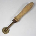 ANTIQUE VINTAGE BRASS KITCHEN PASTE CUTTER SPRONELLA SPUR WHEEL