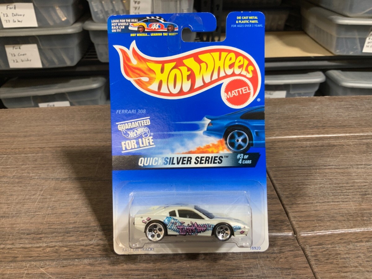 Hot Wheels Ferrari 308GTS セット Amazon.com: Hot Wheels 2011, Ferrari 308 GTS Red 128/240
