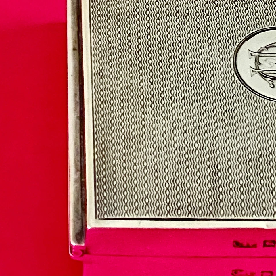 COLLECTABLE ART DECO STERLING SILVER CIGARETTE BOX ENGLAND C 1920'S - image 4 of 4