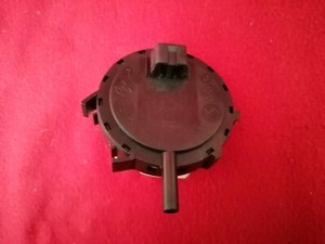 Druckwächter Druckregler Waschmaschine Whirlpool AWE 5105 Originalteil
