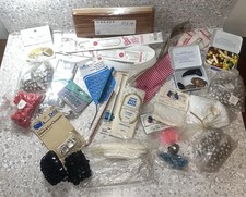 Mixed Lot of Vintage Sewing and Crafting Items