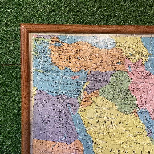 VTG PUZZLE MAP - The Near and Middle East - Complete + Framed 25” x 19” - Picture 5 of 9