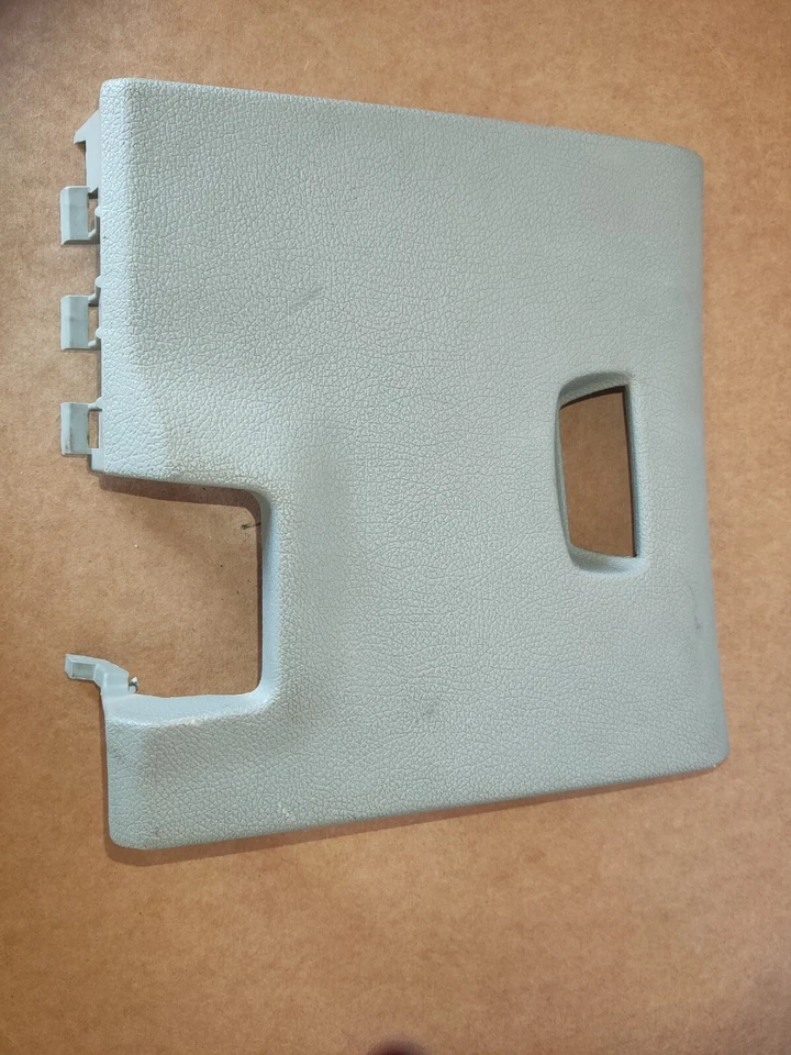 Ford Territory SX SY - TS TX Ghia caja fusibles tapa puerta en coche Foto 2 de 4