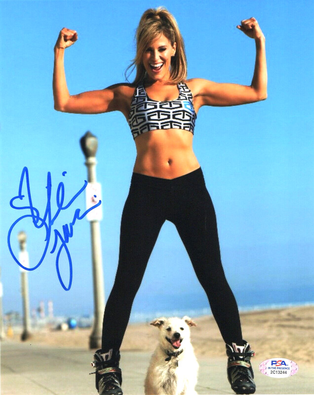 Lilian Garcia WWE Ring Announcer Signed Autograph 8x10 photo w/ PSA COA