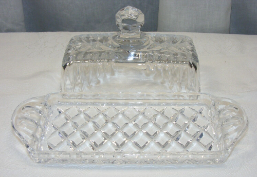 Vintage Crystal 1/4 Pound Covered Butter Dish Waffle Cut Round Knob Pattern 8-b - Picture 4 of 5