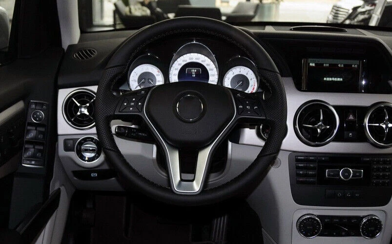 Cubierta de moldura de volante de fibra de carbono para Mercedes~Benz GLK 2013~2015 Foto 4 de 4