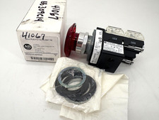 New Allen Bradley 800TC-FXJQH2RA5 Ser. U Illuminated Jumbo Pushbutton 2-Pos.